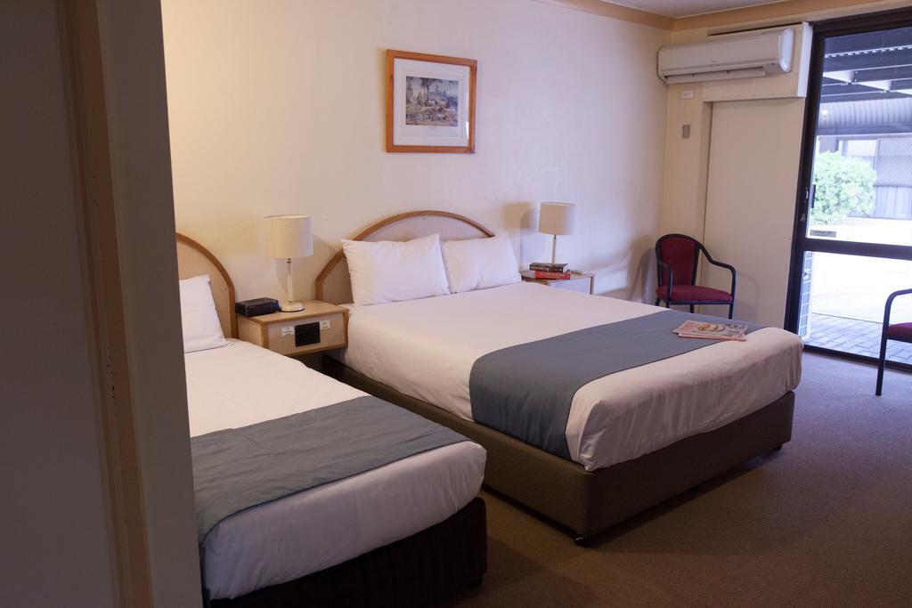 Longreach Motor Inn Exteriér fotografie